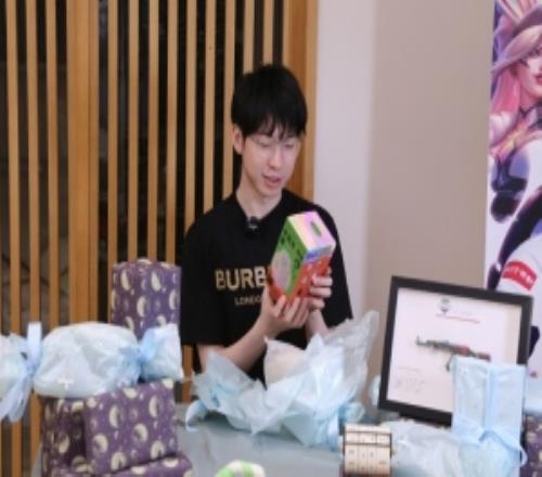 巴多萨首次,突破澳网男,单四强关卡,Bet365体育赛事,体育赛事,体育博彩,实时赛事,体育投注,赛事数据