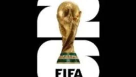 龚纯洁与上海嘉定汇龙足球俱乐部签约成功